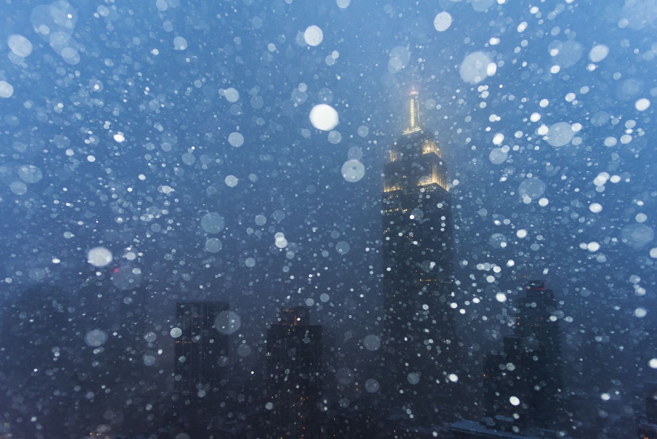 Night snow storm, New York, 2016